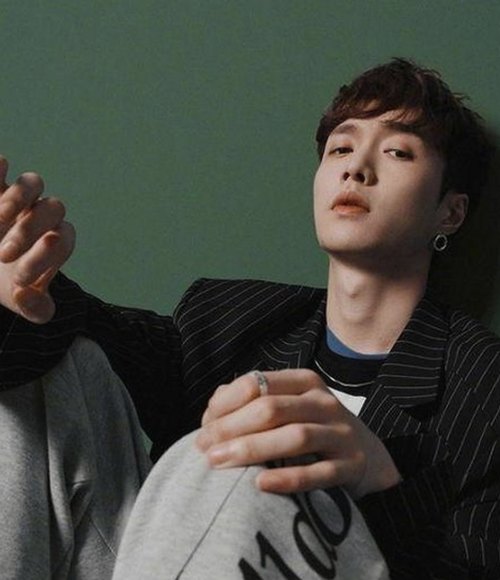 宽哥爆料娱乐圈鲜为人知的幕后瓜，揭秘明星的多彩生活🍿